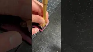 Punching stitching holes #sinabroks #leathertok #leather #leatherasmr #leathergood #leathercommunity