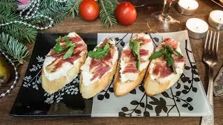Брускетта с хамоном и грушей
