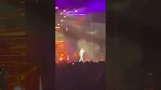 Luke Bryan - Love You, Miss You, Mean It LIVE!