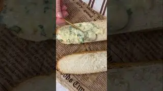 Сырно-чесночный хлеб
