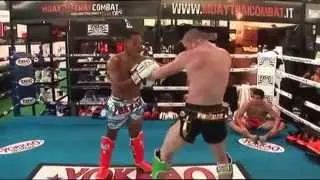 Sparring Dzhabar Askerov  vs Saenchai Sinbi Muay Thai @Muay Thai Combat Fan Expo 2011