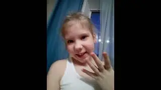 слежу за мамой