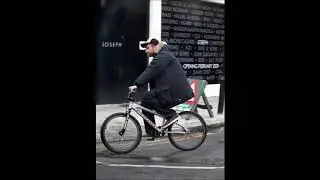 i put spongebob music over damon albarn riding a bike