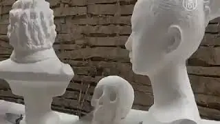 Скульптуры из бумаги! Страшно очень