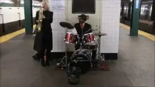 Polska SAKSOFONISTKA - Areta Chmiel in New York City Subway