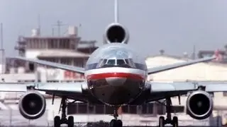 Seconds From Disaster - Chicago Air Crash HD (Video Link)