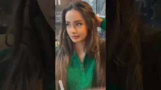 Залила подводку в глаз, теперь он красный🥹