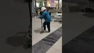 Как делать трюки на самокате Крутые и сложные трюки для новичков. Поехали с нами #shorts