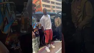“Y’all rap?” 😂🔥