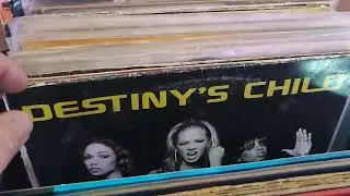Quand tu resors les vinyles en soirée ( spéciale anniversaire 40 ans )