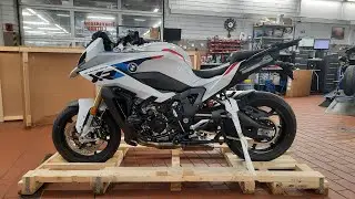 BMW S 1000 XR 2024 Unboxing