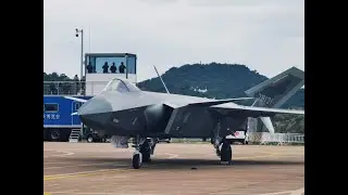 第十四届珠海航展公衆開放日丨殲20飛行表演 ( 手機拍攝 )