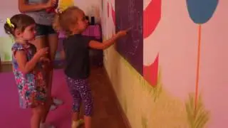 Развивающие занятия.Рисуем гусеницу Educational activities.Draw on the board a caterpillar.