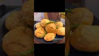 Chicken Kachori recipe 😋 #food  #recipe #indianstreetfood #shorts #shortvideo