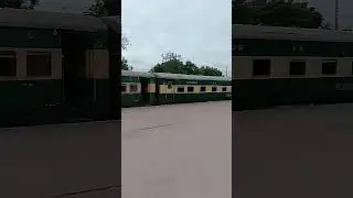 Awam Express ready departure from Karachi #train #karachi #railway