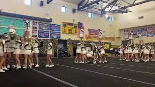 CLMS Cheer 6th grade Kick Off Assembly Cheer Routine Stampede