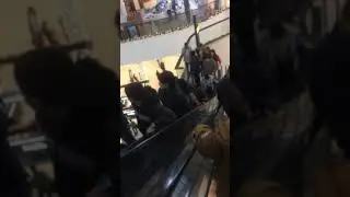 Шымкен Плаза 1.01.2019ж Ерасыл 7 жас Айаруша 5 жас
