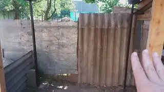 Завершальні роботи по зведенню господарського навісу в моєму дворі