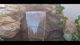 фонтан - водопад во двор или сад