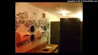 pov: vc está no banheiro de uma festa e está tocando plug brasileiro vol. 1