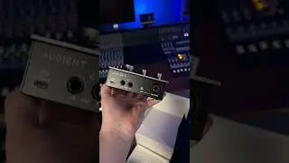Unbox iD4 with us. 🎛️📦 