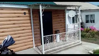 Бюджетное, но красивое крыльцо из профтрубы. Холодная ковка
