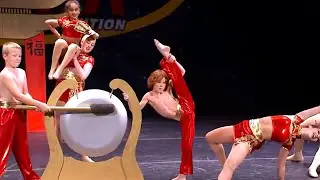 Dance Moms-"ABBY CALLS THE CANDY APPLES GROUP DANCE A CHINESE BUFFET"(S2E18 Flashback)