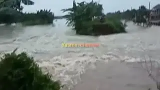 detik detik  jebolnya tanggol kali gelis di kudus