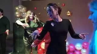 И нам горы по колено, и нам море по колено.Леван Горозия Lyrics"Никто Кроме Нас"