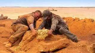 Men Found 2000 kg  GOLD In Desert | Gold ( 2022 ) Full Movie Explain in Hindi | Filmyvoice