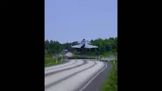 Saab Gripen mendarat di jalan raya