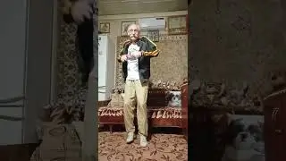 Пацаны, вы держите штаны.