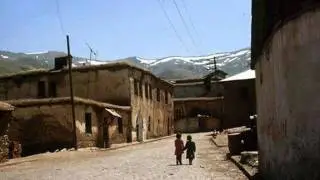 MUŞ ELLERİ   ERTUĞRUL POLAT