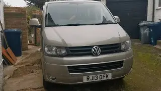 Volkswagen Transporter T5 2.0 TDI 140 Startup and Engine Sound