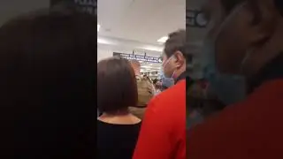Афганские беженцы в аэропорту Dallas
