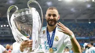 Karim Benzema 11 años vistiendo la camiseta blanca