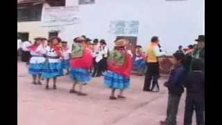 LLAMAPASHILLON EN OJO DE L MUNDO