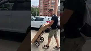 С первой покупкой нас ❤️🍼👶🏼 Как думаешь, что там?