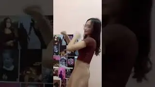 TIKTOK GADIS SMP GOYANG HOT GUNUNG GEDE