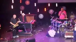 Drum-Off Finals - Steve Ferrone w/Journey's Steve Perry, Questlove, Will Lee All-Star Jam