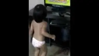 Lara dançando o Thuthucão