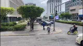 Heavy wind in New Kingston