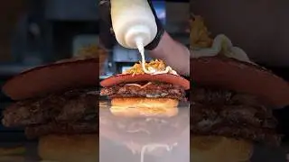 🍔 Why just post a picture when you can show them how it’s made with video!