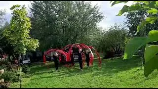 "Старые шарфы", муз. Шитте, постановка Л.Н. Алексеевой.