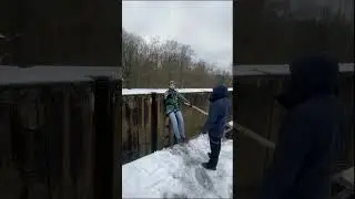 ПРЫЖОК В БЕЗДНУ! 