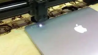 Лазерная гравировка клавиатуры ноутбука Красноярск Apple MacBook Pro Air iMac