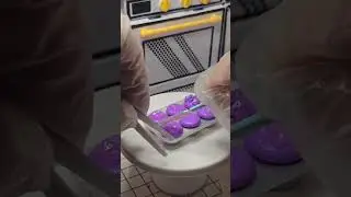Let's Make Mini Purple Cupcakes #miniverse