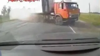 HEAD ON CAR CRASH RUSSIA
