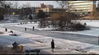 februari 2012 Schaatsen op de vijver in Brunssum