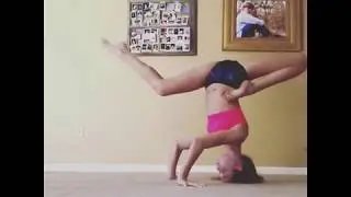 Extreme flexibility & Strength Challenge ft. Cardin Isabelle & Kurveshop